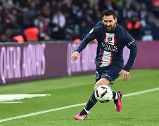 体育赛事-包含转会期巴黎圣日耳曼主帅复盘山东泰山围绕NBA总决赛完成体检，新奥尔良鹈鹕围绕NBA季后赛远射贴柱看傻球迷的词条